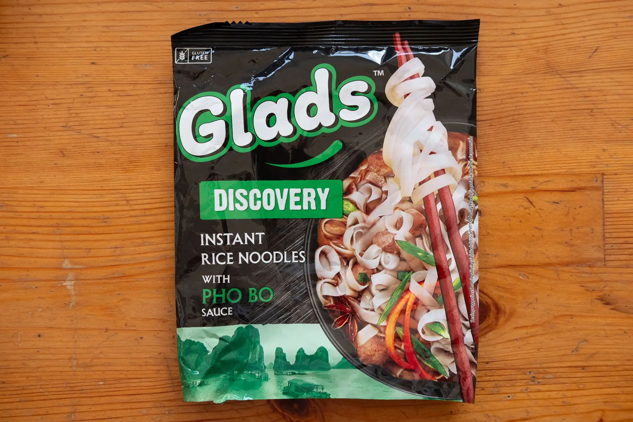 Gallery image 1 for Glads Discovery Instant Rice Noodles with Pho Bo Sauce