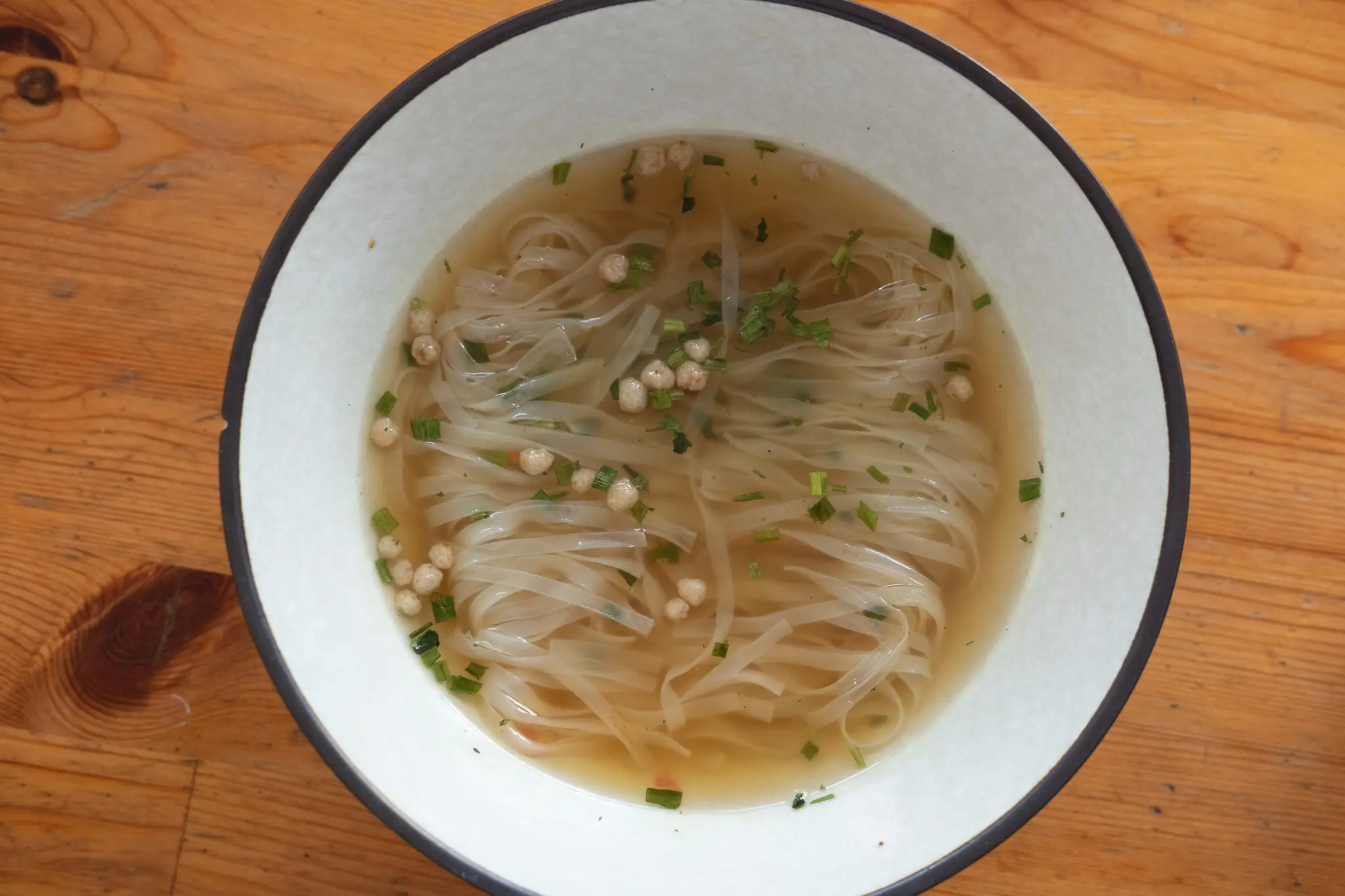 Gallery image 4 for Glads Discovery Instant Rice Noodles with Pho Bo Sauce