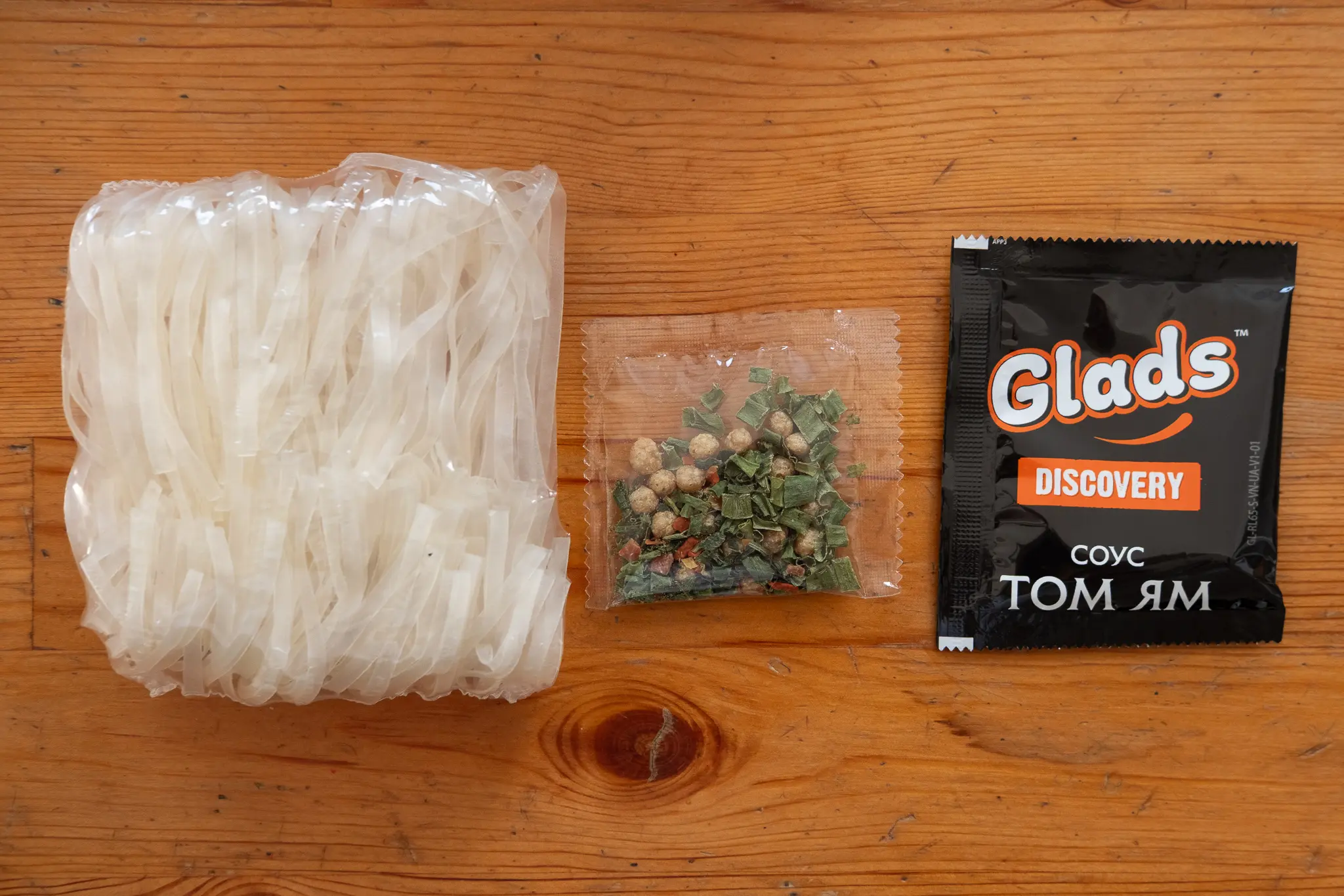 Gallery image 3 for Glads Discovery Instant Rice Noodles with Tom Yum Sauce